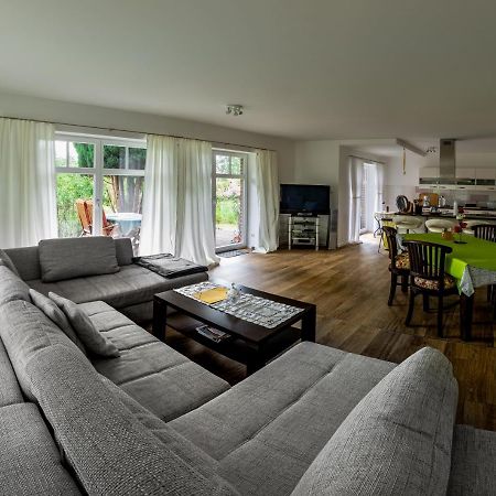 Haus Rosengarten- Ruhige Ferienwohnungen Im Gruenen Sehlen 외부 사진