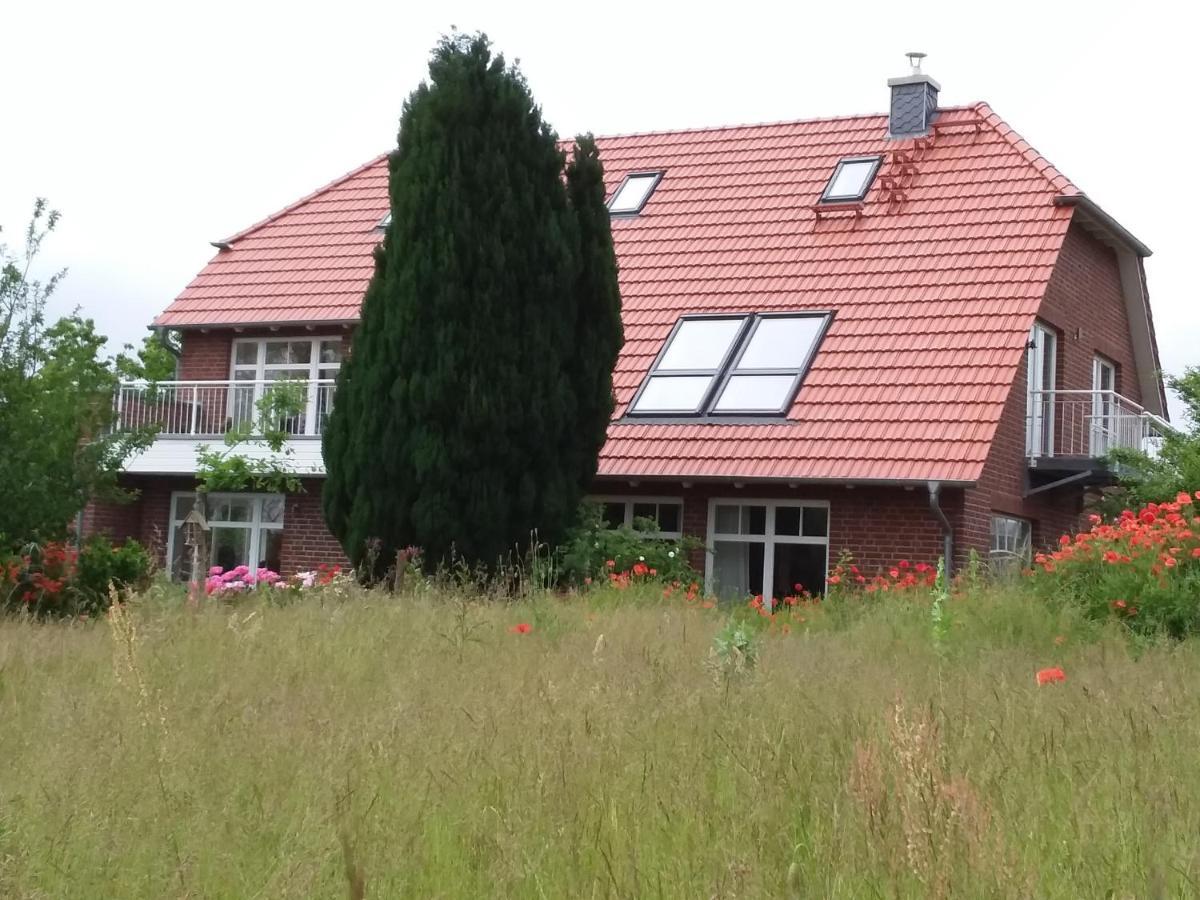 Haus Rosengarten- Ruhige Ferienwohnungen Im Gruenen Sehlen 외부 사진
