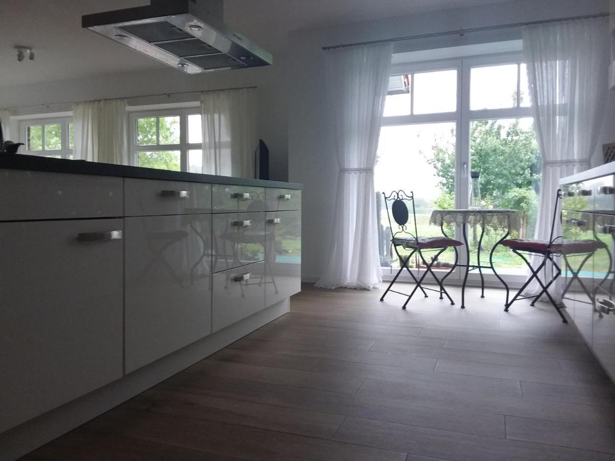 Haus Rosengarten- Ruhige Ferienwohnungen Im Gruenen Sehlen 외부 사진